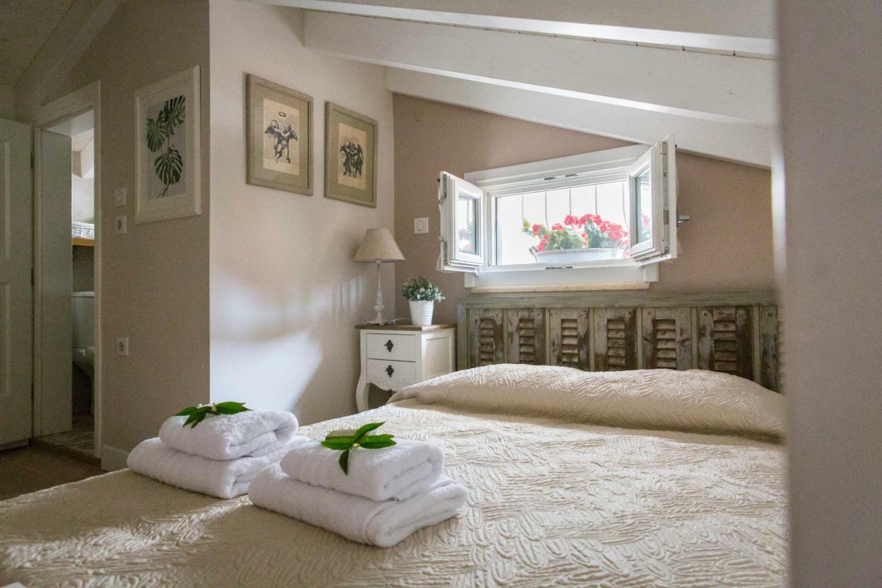 Lianelia Boutique Village House Argyrades Esterno foto